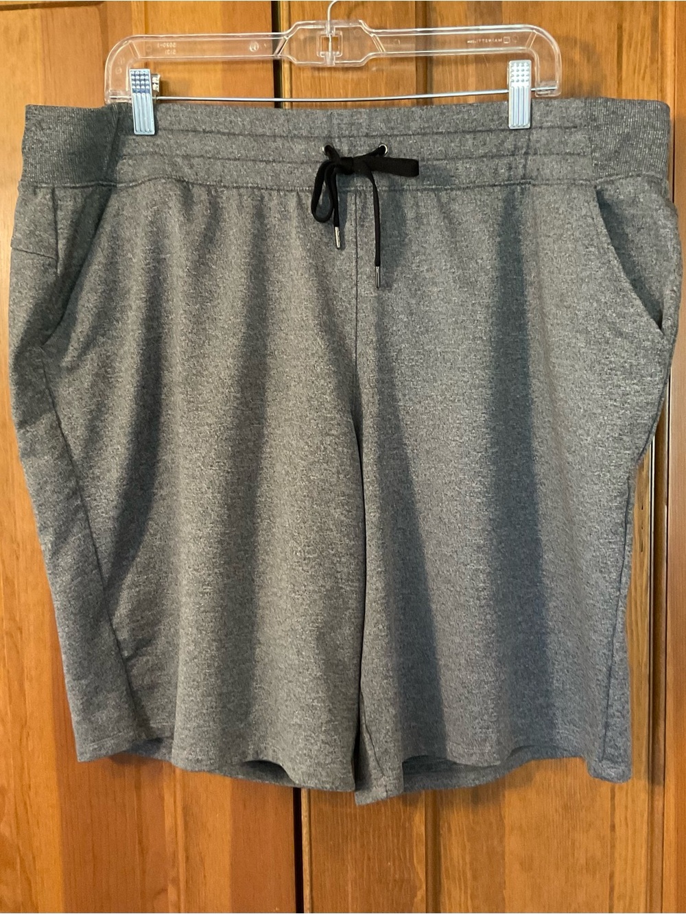 Tek Gear Women’s Gray Athletic Drawstring Shorts
Size XXL  
On-the-Go-Gear